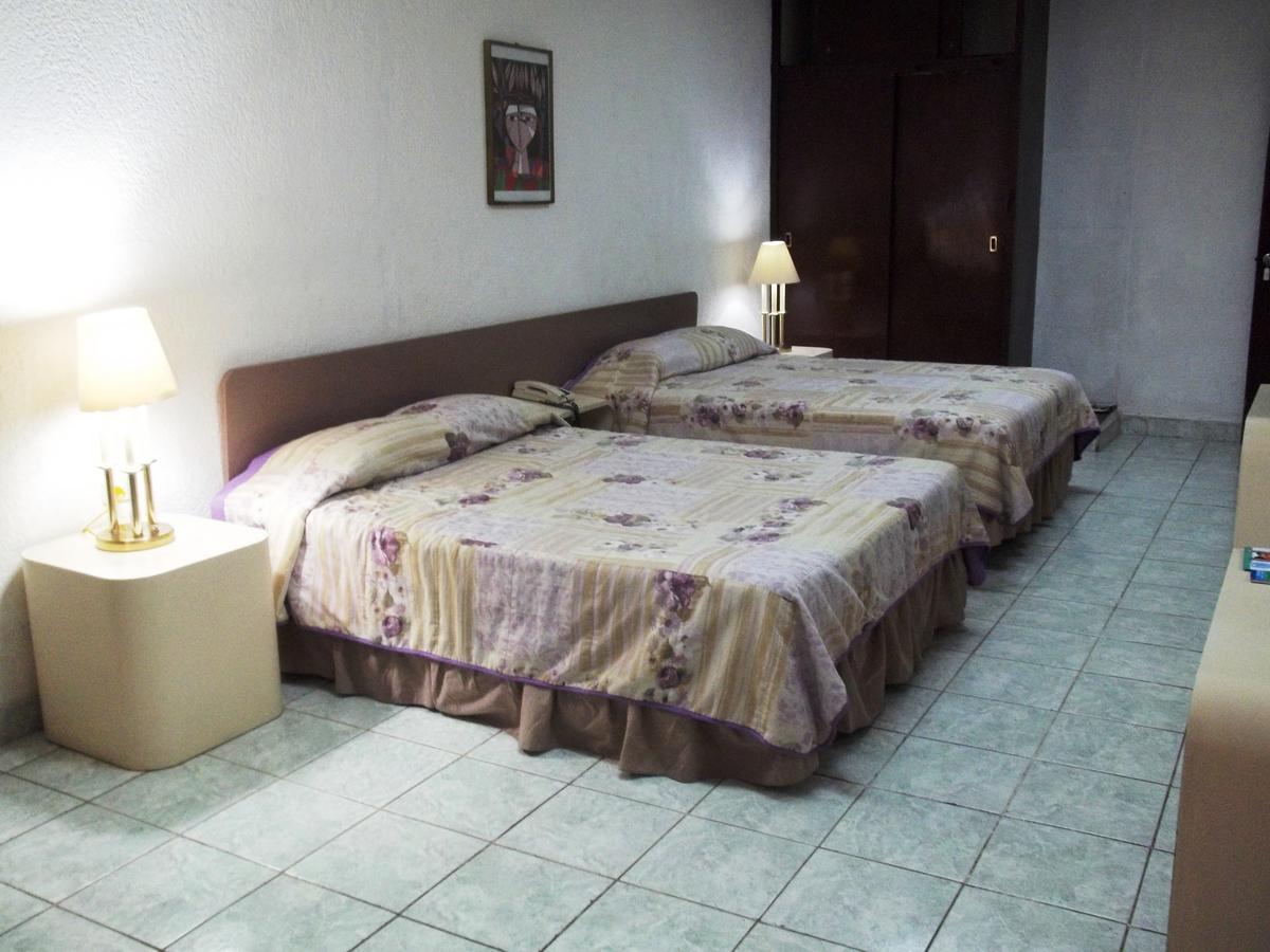 Hotel Grecia Real サンサルバドル エクステリア 写真
