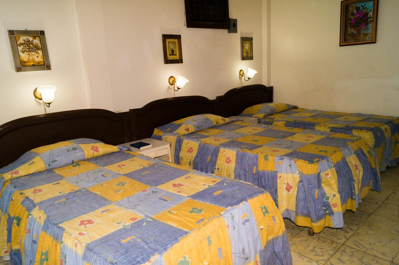 Hotel Grecia Real サンサルバドル エクステリア 写真
