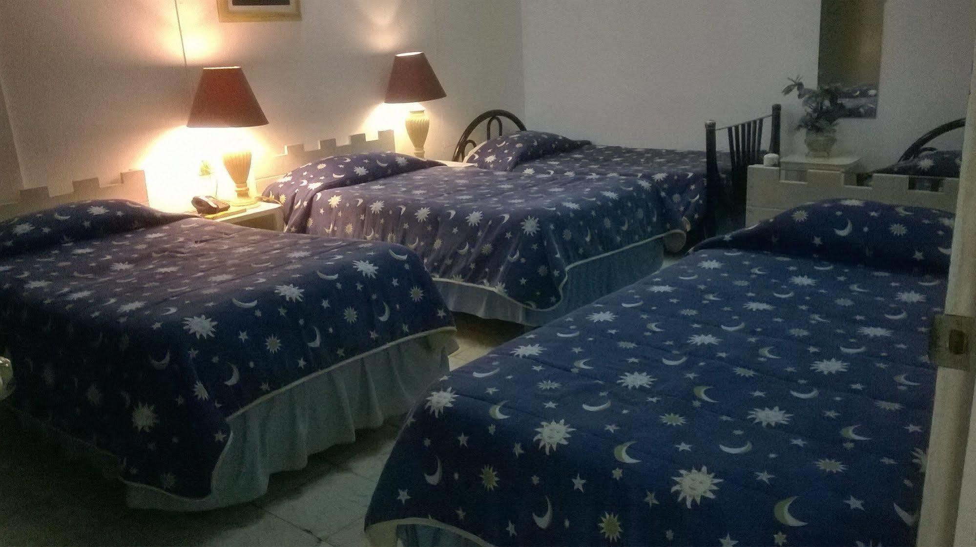 Hotel Grecia Real サンサルバドル エクステリア 写真