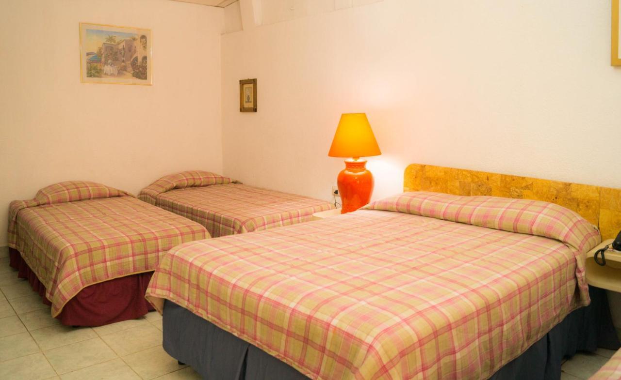 Hotel Grecia Real サンサルバドル エクステリア 写真